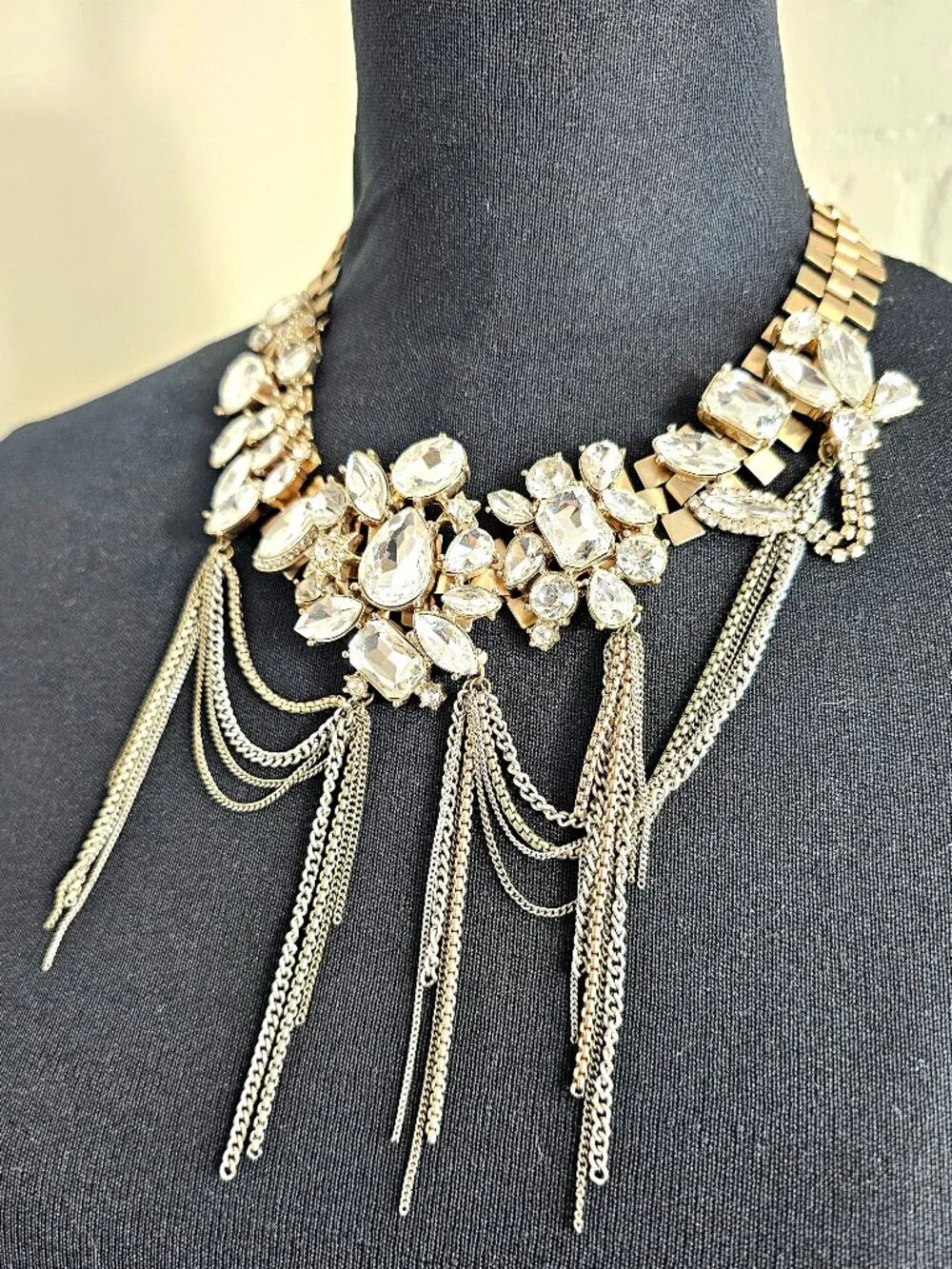 Banana Republic Crystal Cluster Chain Fringe Bib Choker Gold Tone Statement Neck - Picture 7 of 7